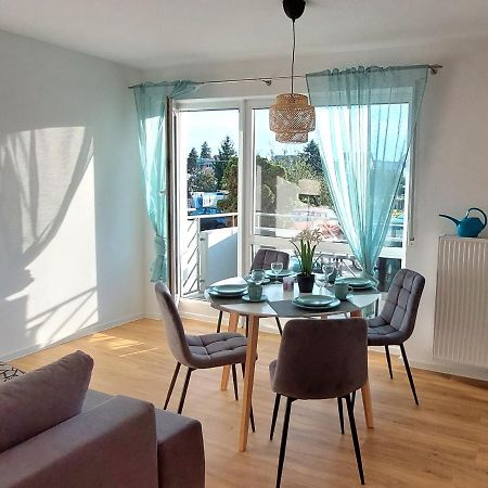 Moderne Wohnung Mit Vollausstattung In Ruhiger Lage, W-Lan Grossrohrsdorf エクステリア 写真